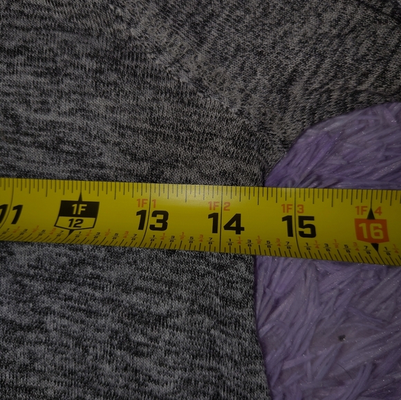 Hollister Gray Long Sleeve Top - Picture 3 of 7